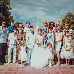свадебная групповая фотография