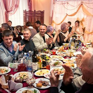 свадебный банкет - профессиональный свадебный фотограф