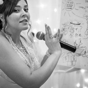 свадебная истроия на бумаге - заказ свадебного репортера