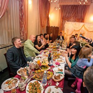 свадьба гуляет - веселье, праздник - профессиональный репортаж с банкета